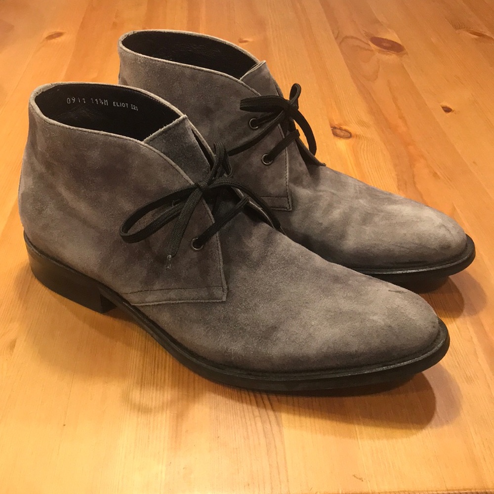 Donald J Pliner Grey Eliot Chukka Boot